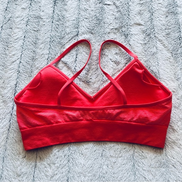 Calvin Klein bralette - Picture 2 of 4